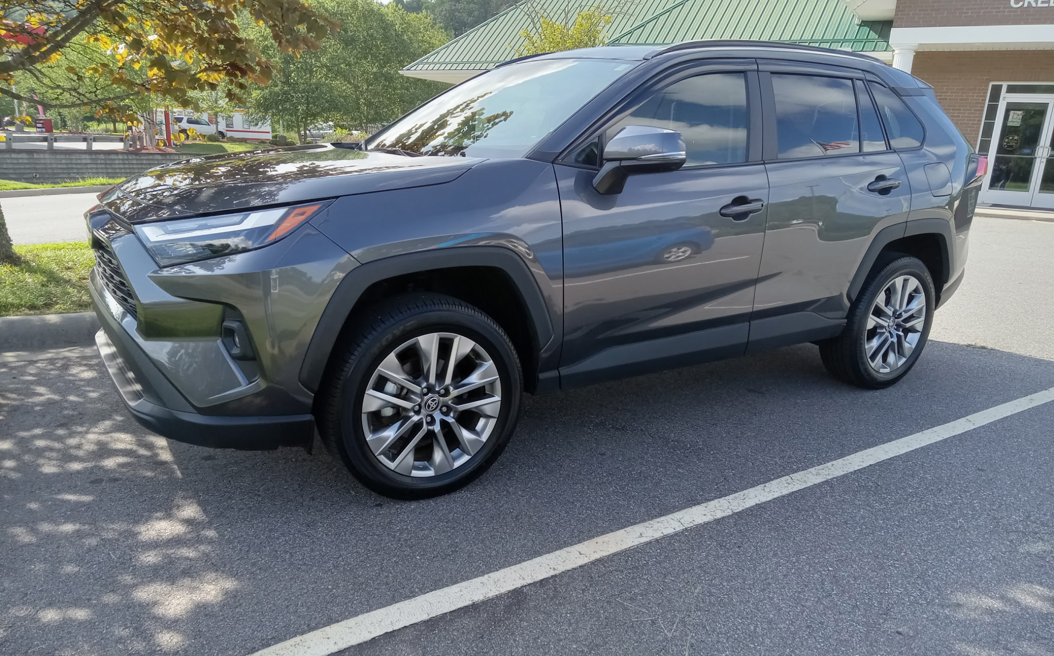 Used car for sale. 2023 Toyota Rav 4